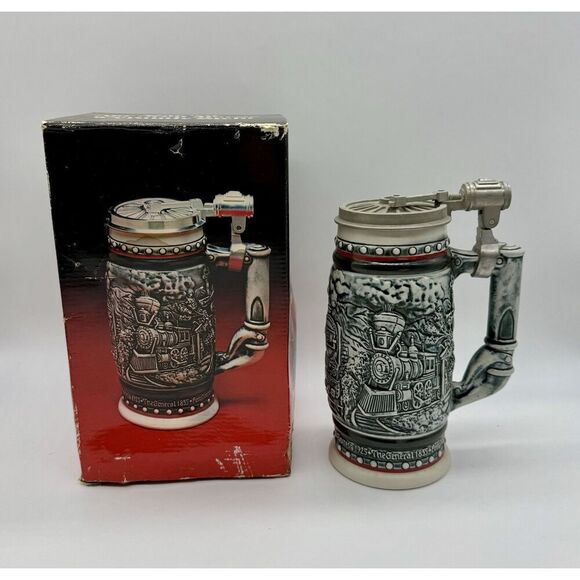 Avon Age of the Iron Horse Stein Vintage‎ 1982 Trains Locomotives Railroad - Picture 1 of 5